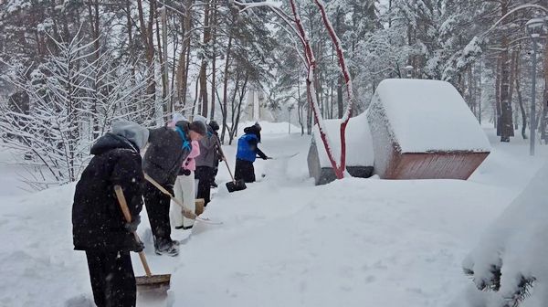 Две смены «Снежного десанта»