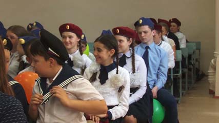 Молодежь чествует ветеранов Великой Отечественной войны