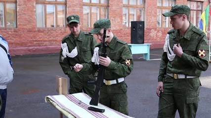 В общеобразовательной школе прошел этап всероссийской военно-спортивной игры «Победа».